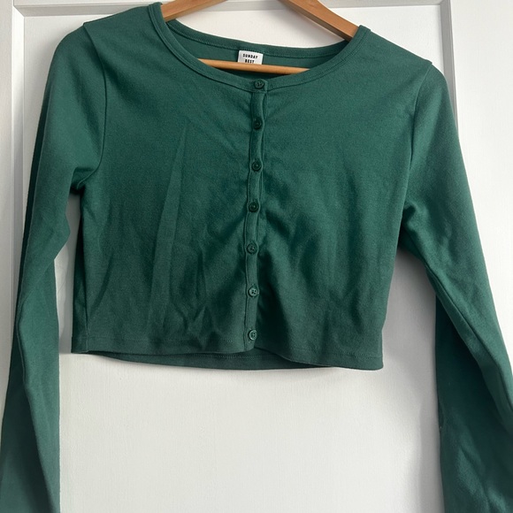 aritzia sunday best long sleeve shirt - medium - Picture 1 of 2
